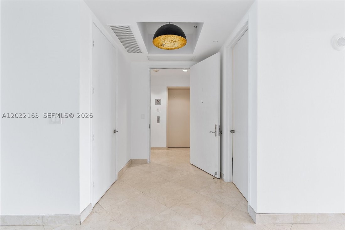 Condo in Sunny Isles Beach, Florida, United States 4 - 18174787