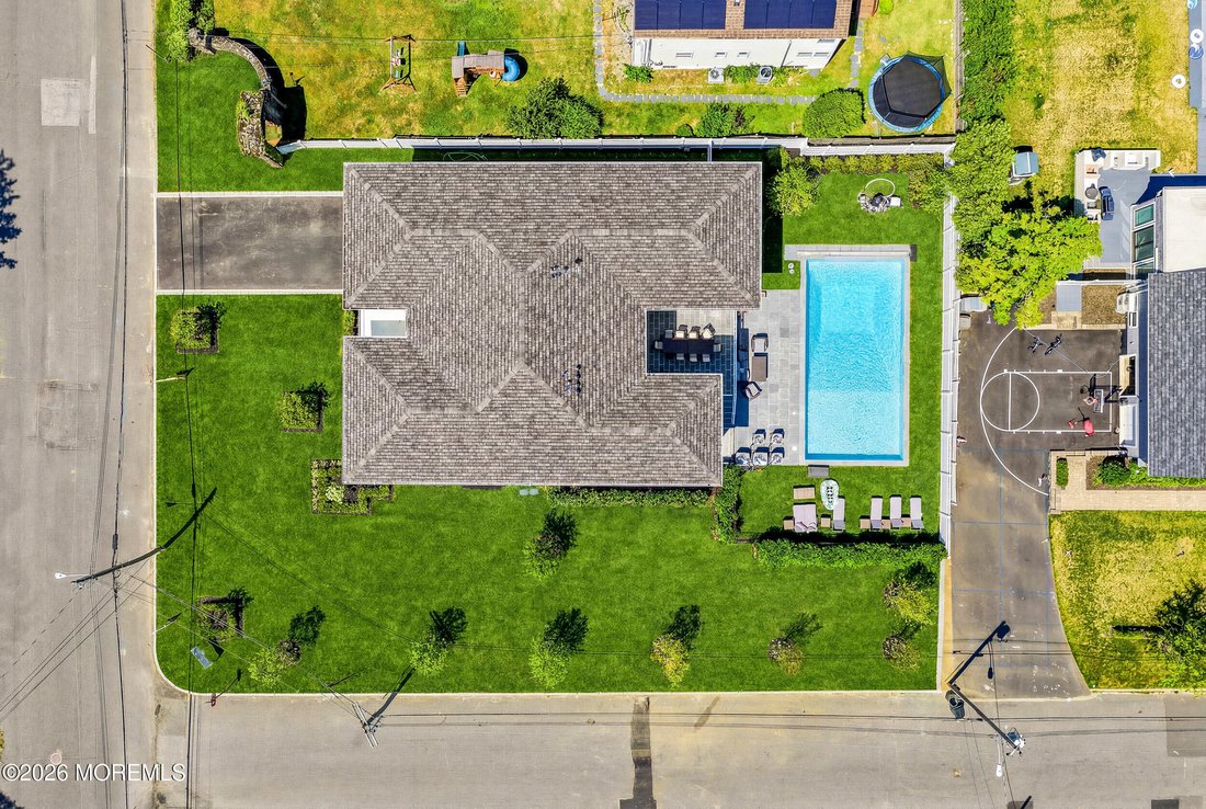 House in Long Branch, New Jersey, United States 5 - 18084586