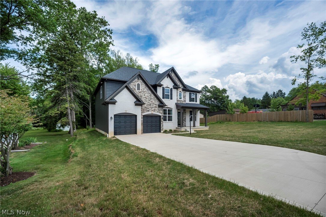 House in Strongsville, Ohio, United States 4 - 17861043