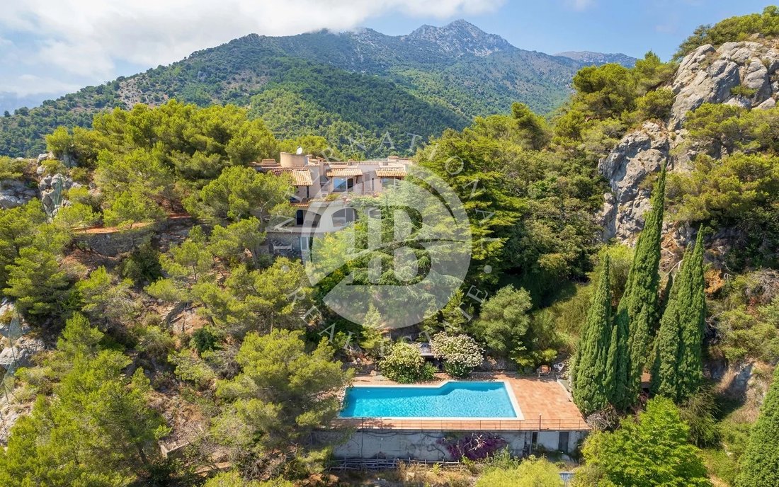 Villa in City Center, Ventimiglia, Liguria 2 - 18332720