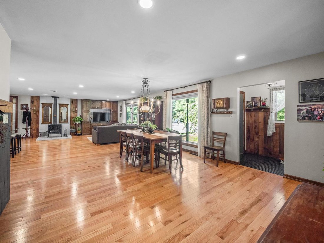 House in Waupaca, Wisconsin, United States 3 - 18423248