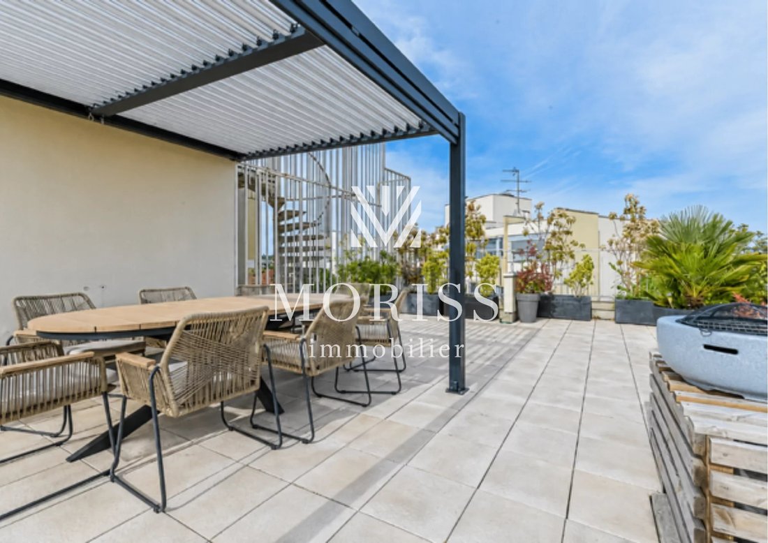 Apartment in Ledru Rollin, Le Perreux-sur-Marne, France 3 - 18421127