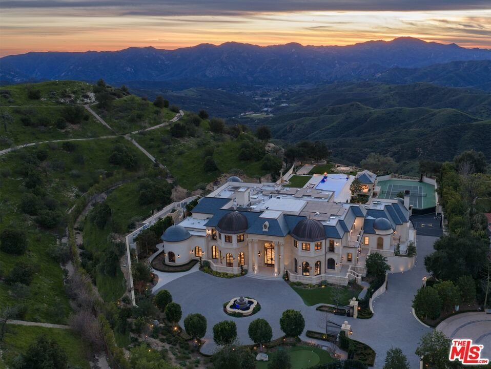 House in Hidden Hills, California, United States 3 - 18423398
