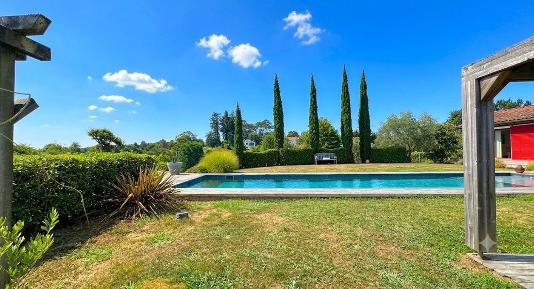 Villa in Arcangues, Nouvelle-Aquitaine, France 4 - 18424332