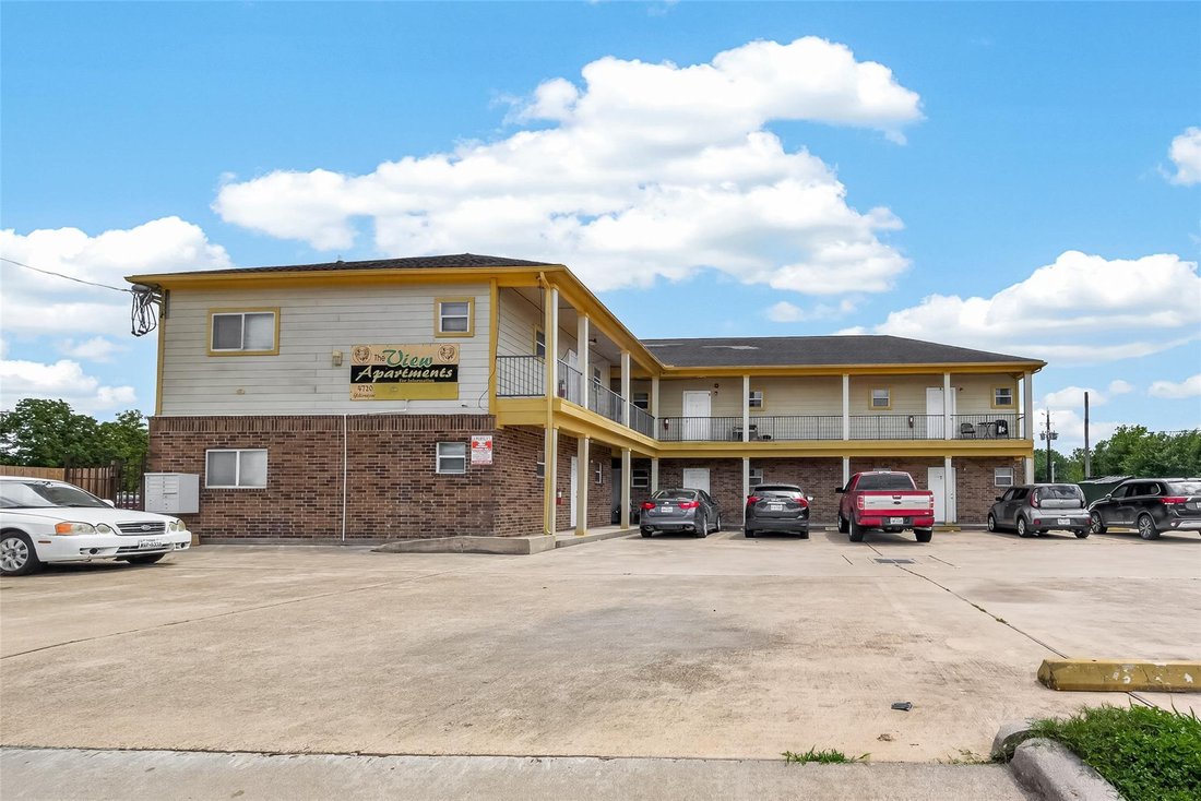 Houston, Texas, United States 1 - 18423713