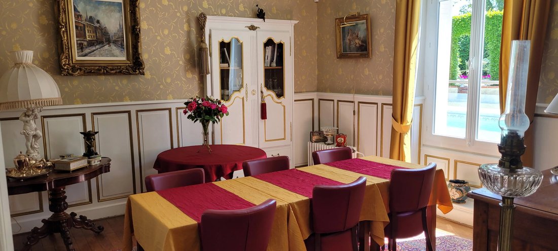 Estate in Henrichemont, Centre-Val de Loire, France 2 - 18421364