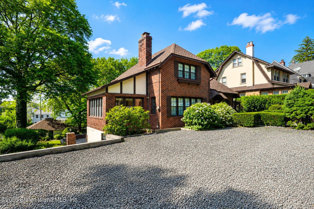 House in New York, New York, United States 2 - 18422731