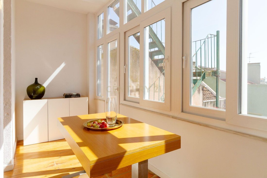 Apartment in Arroios, Lisbon, Portugal 5 - 18037930