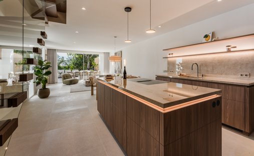 Villa in Marbella, Andalusia, Spain 1