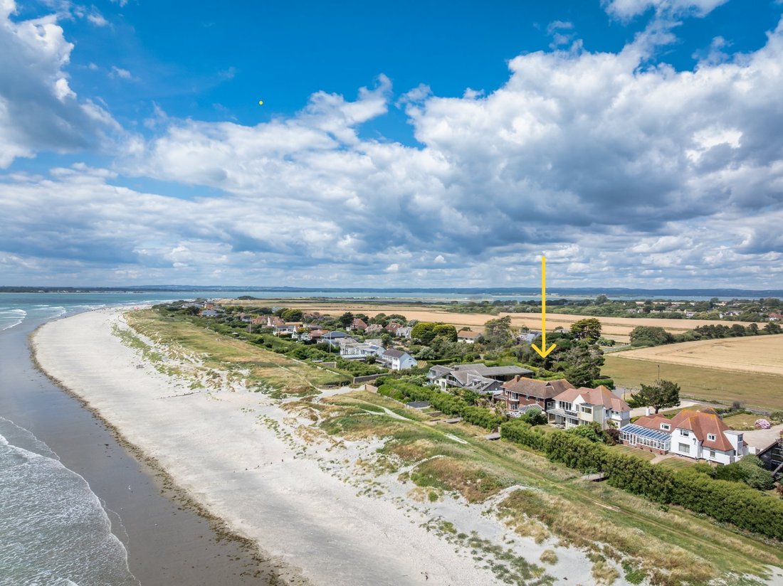 House in West Wittering, England 1 - 18421223