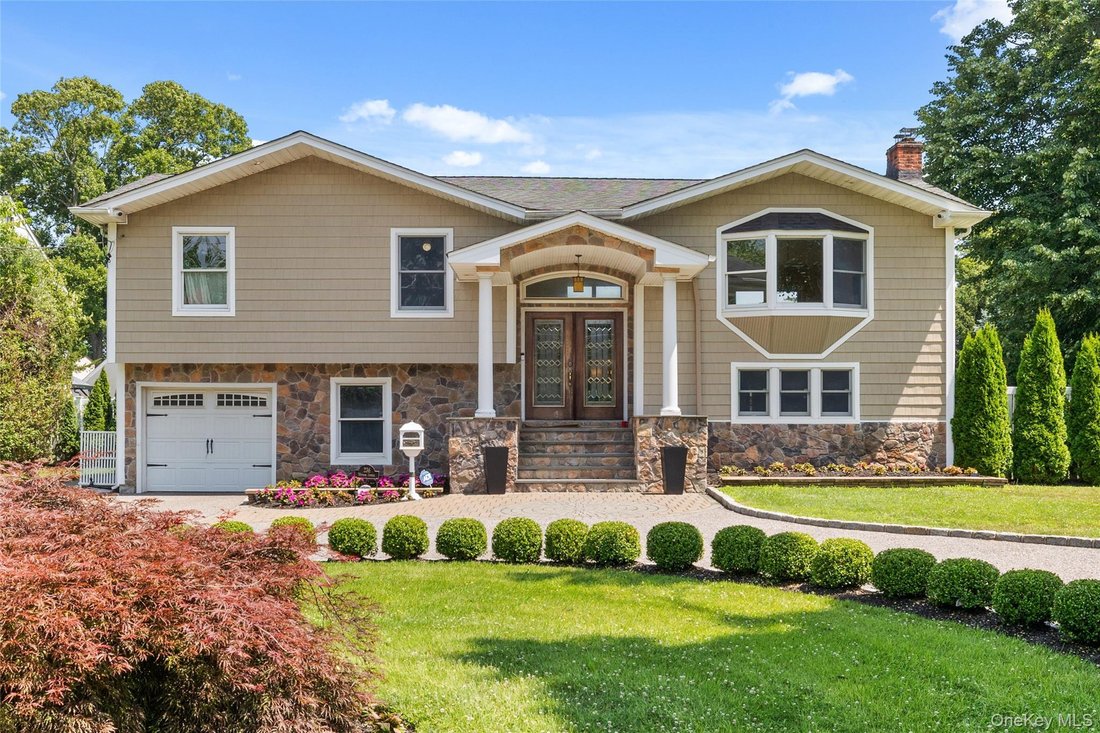 House in Brightwaters, New York, United States 2 - 18423454