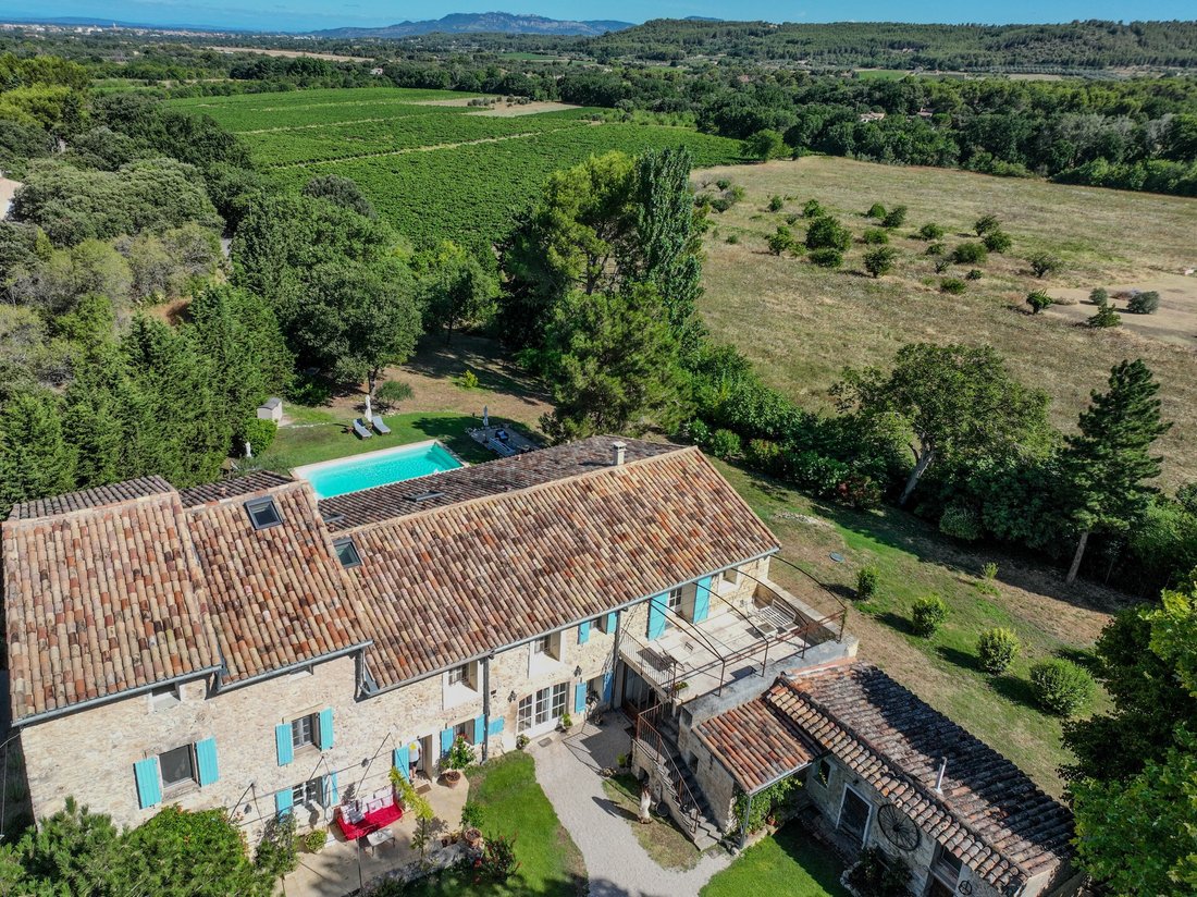 House in Saint-Didier, Provence-Alpes-Côte d'Azur, France 1 - 15989286