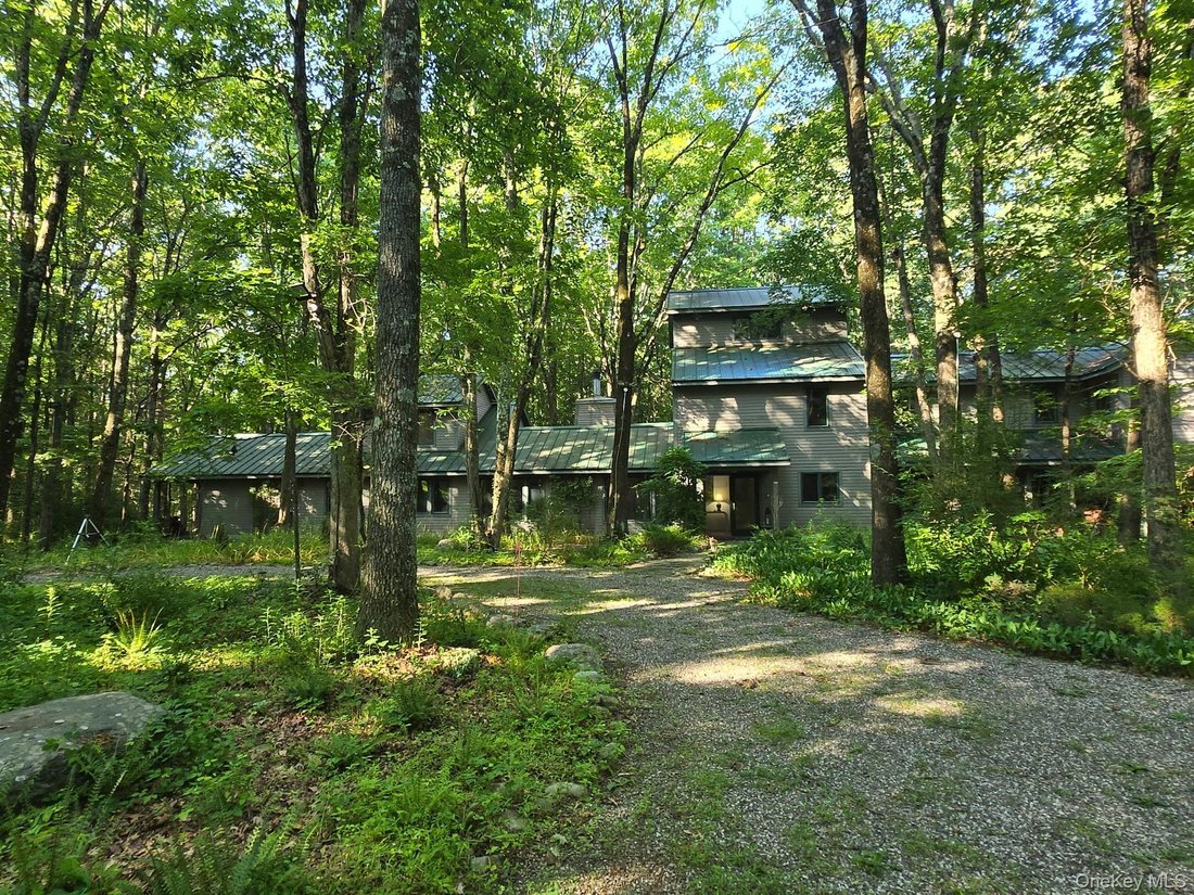 House in Monroe, New York, United States 1 - 18395600