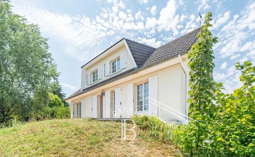 Haus in Forêt, Saint-Germain-en-Laye, Frankreich 1