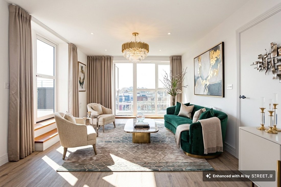 Apartment in Horsham, England 4 - 17949258