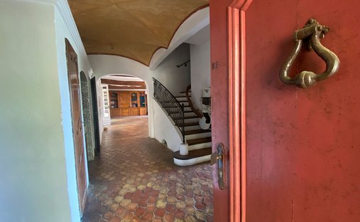 Villa en Le Revest-les-Eaux, Provenza-Alpes-Costa Azul, Francia 1