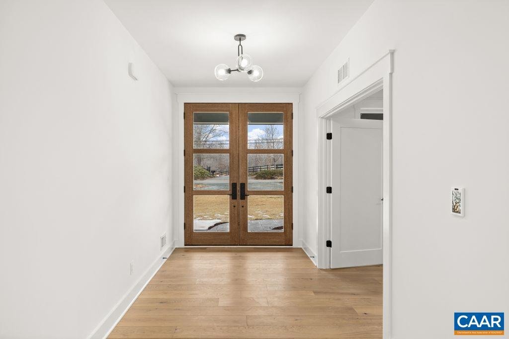 House in Charlottesville, Virginia, United States 3 - 17349911