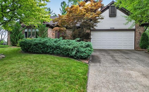 House in Novi, Michigan, United States 1