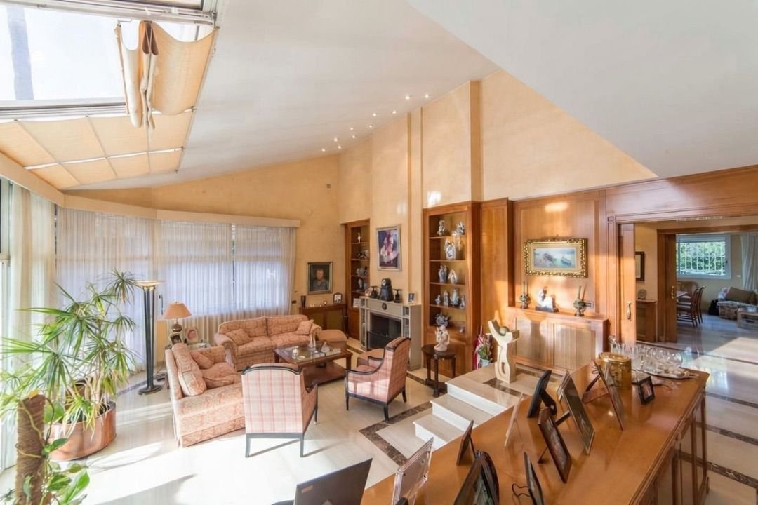 Chalet in Godella, Valencian Community, Spain 1 - 18403047