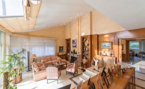 Chalet in Godella, Valencian Community, Spain 1
