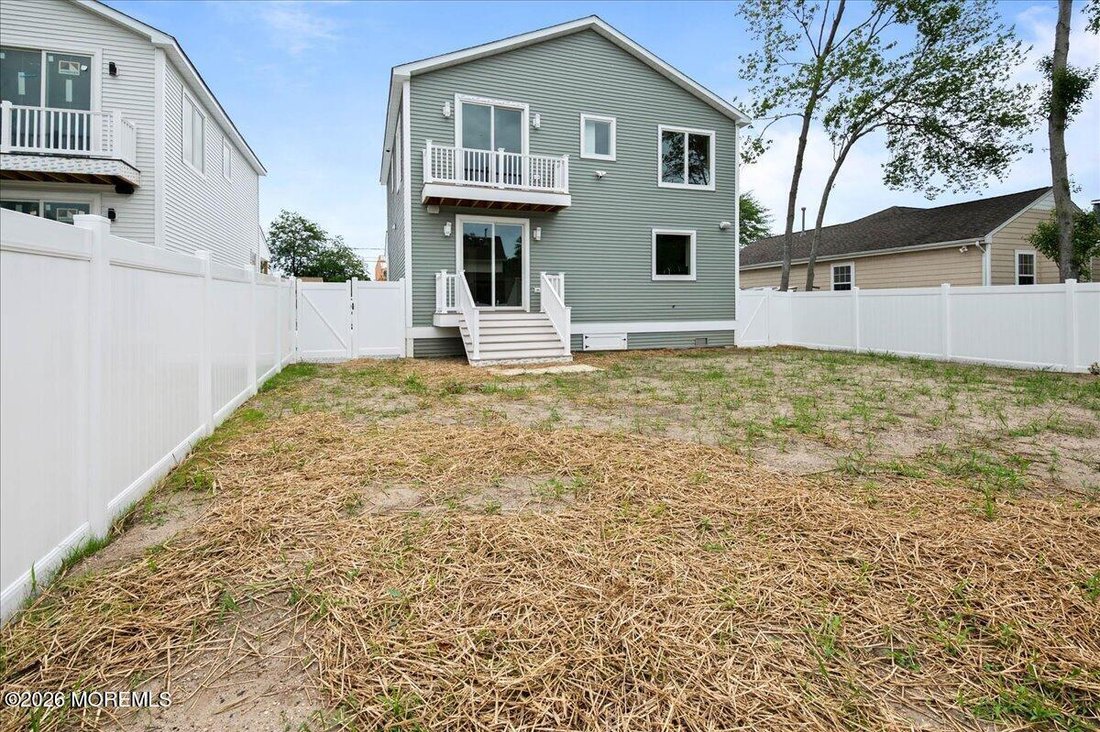House in Toms River, New Jersey, United States 2 - 18420681