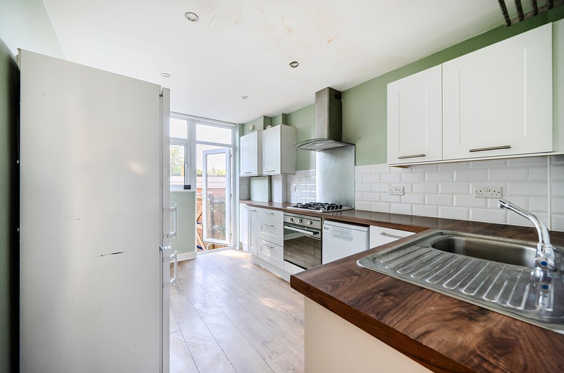 House in Barnet, England 4 - 18420757