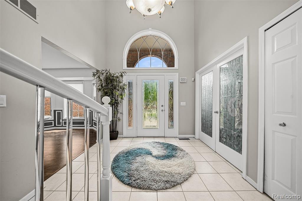 House in New Baltimore, Michigan, United States 4 - 18423576