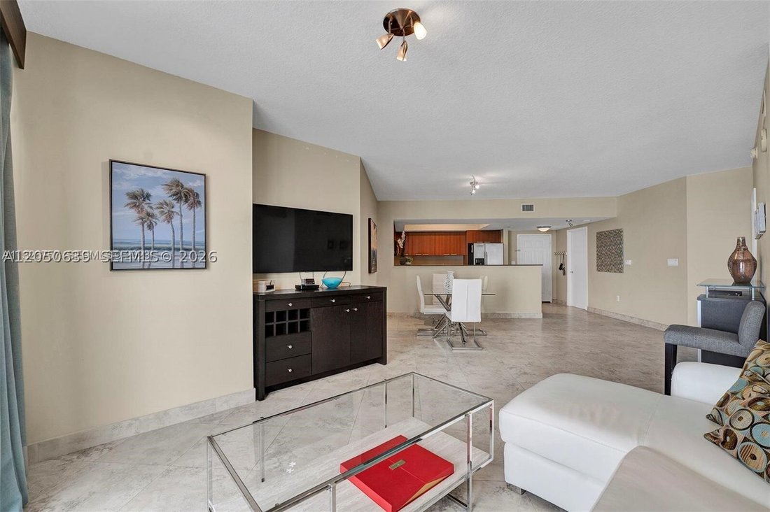 Condo in Golden Beach, Florida, United States 5 - 18396141