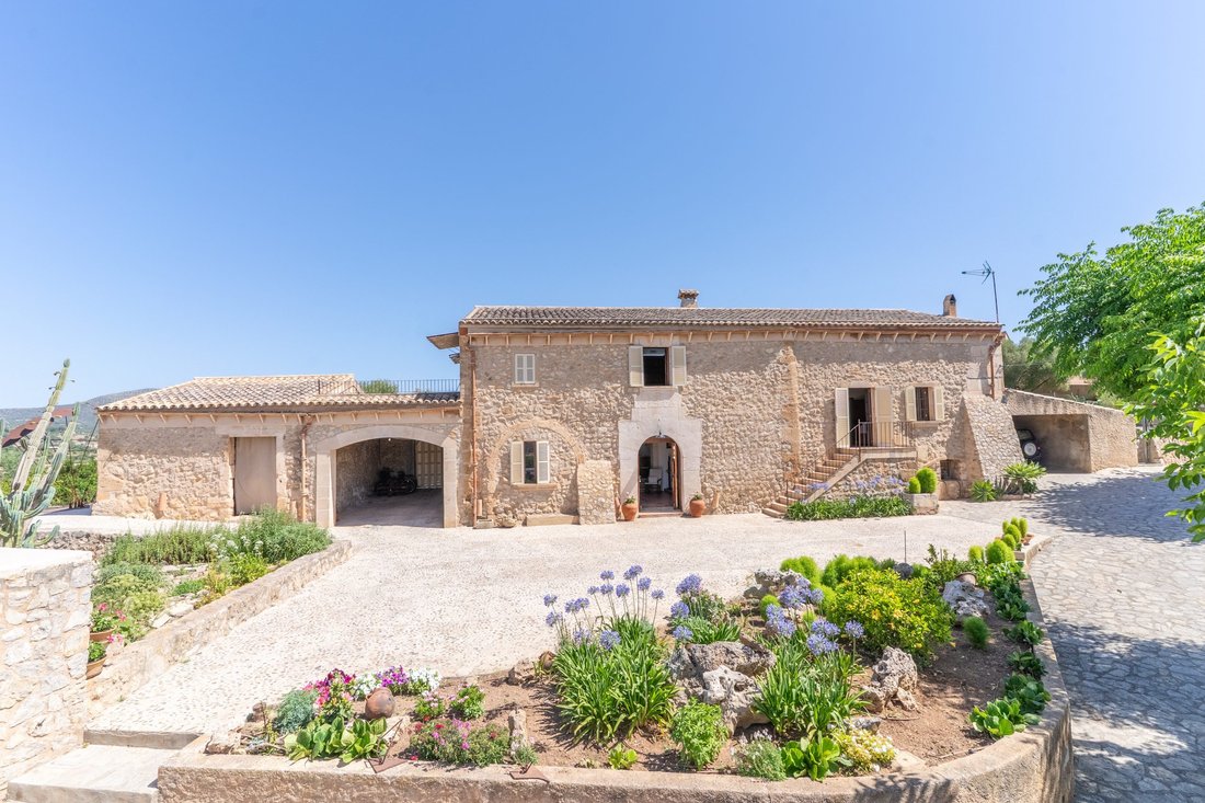 Finca in Sant Llorenc des Cardassar, Balearic Islands, Spain 3 - 18422325