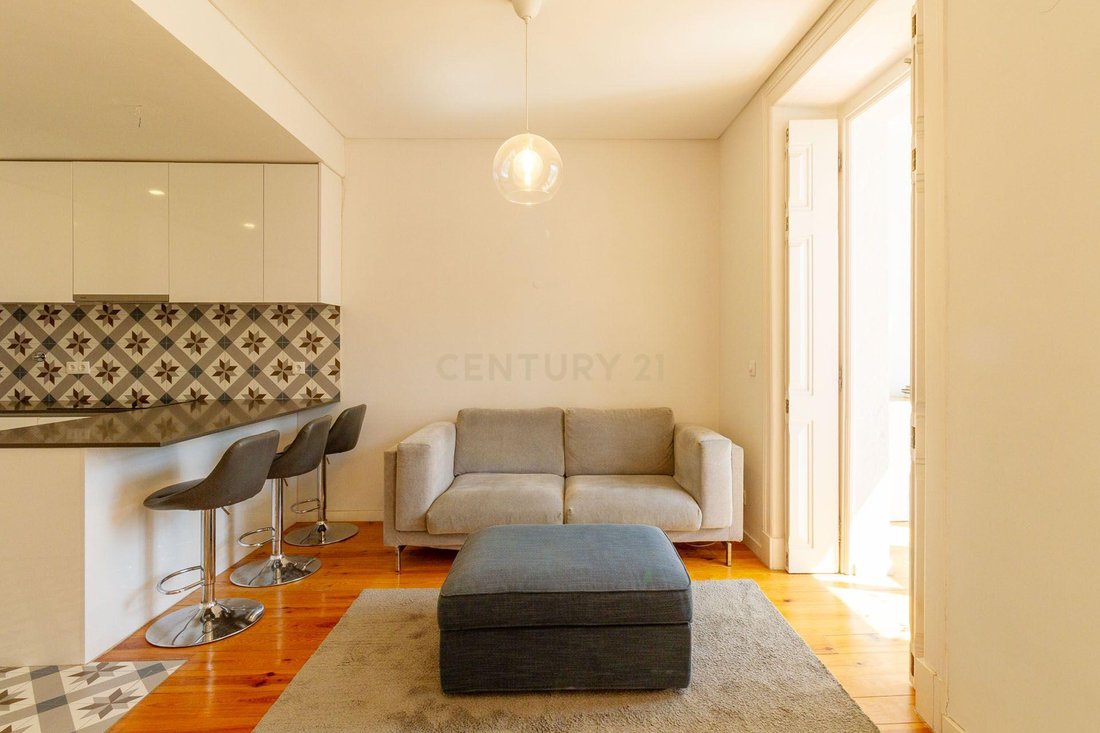 Apartment in Arroios, Lisbon, Portugal 3 - 18037930