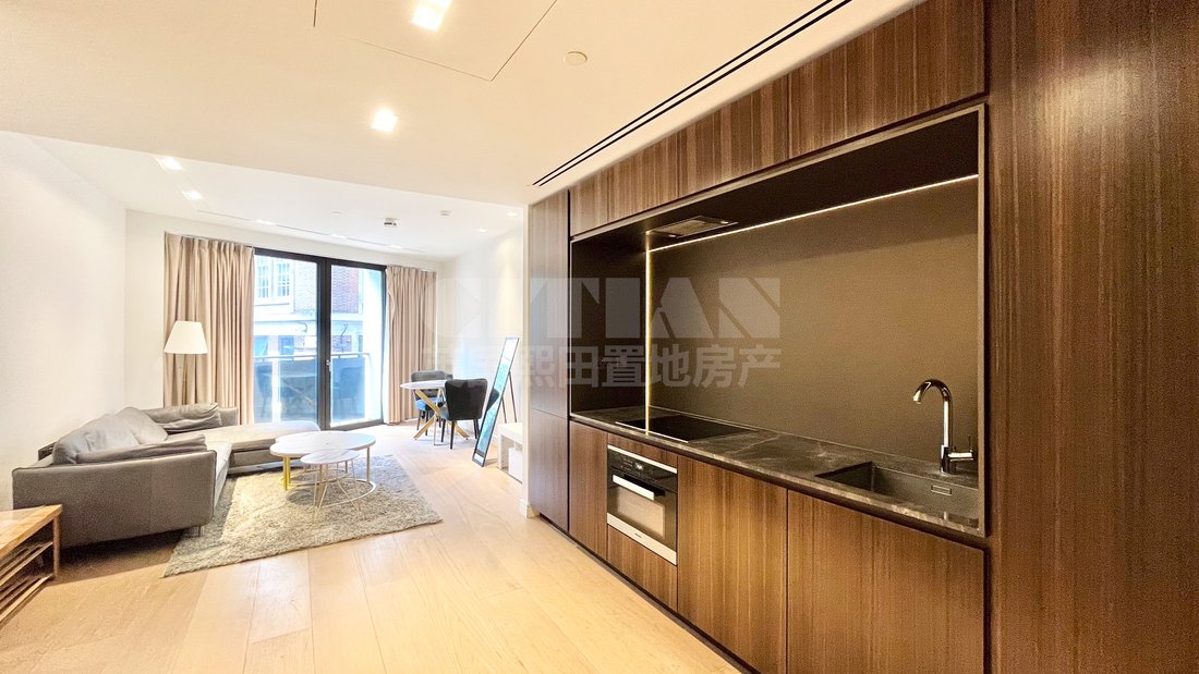 Apartment in WC2, Westminster, England 4 - 18420740