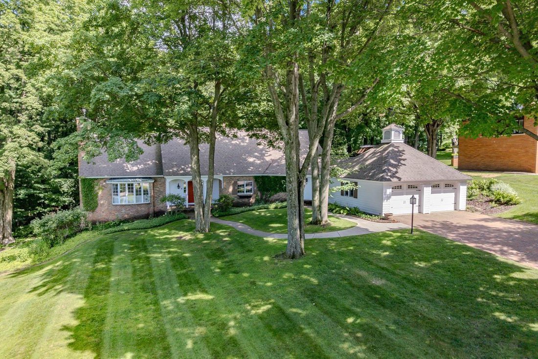 House in Wausau, Wisconsin, United States 2 - 18423250