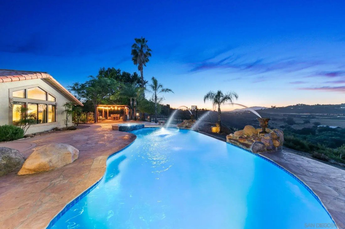 House in Alpine, California, United States 4 - 18422022