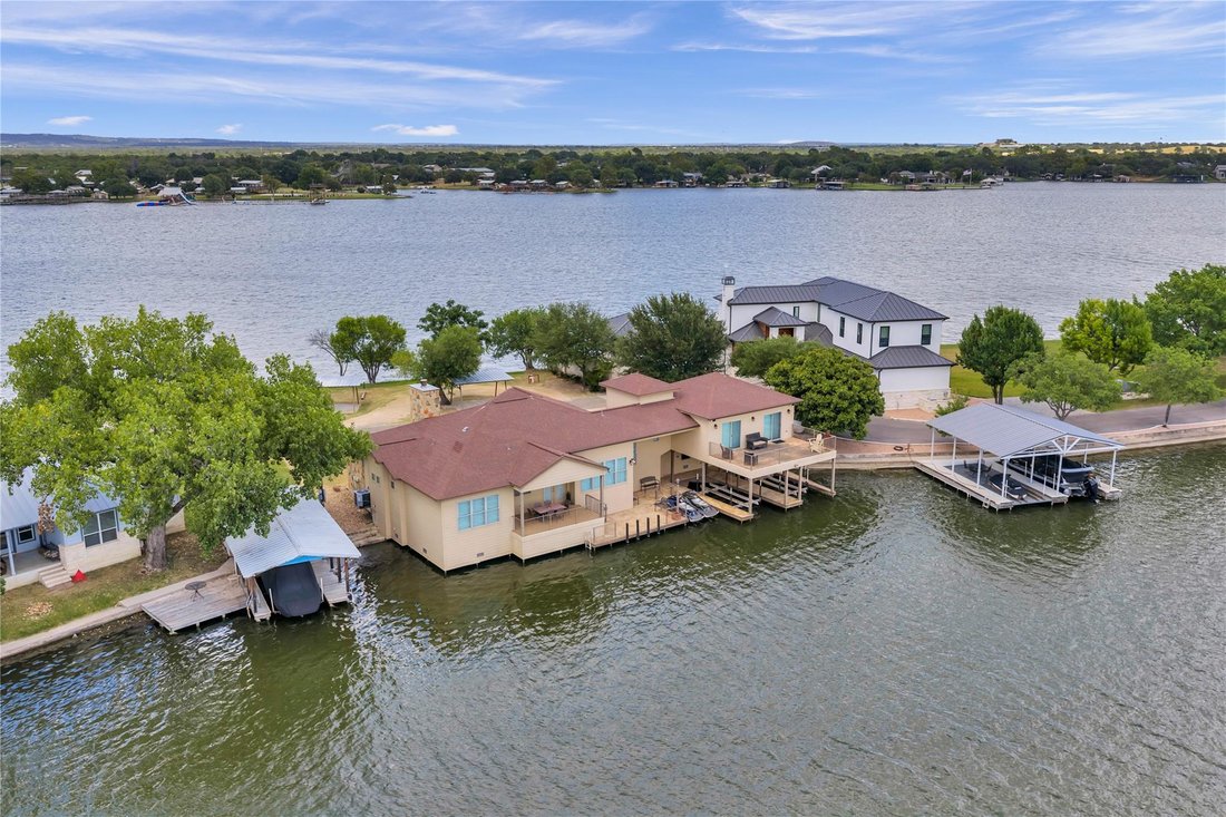House in Llano, Texas, United States 4 - 18422237