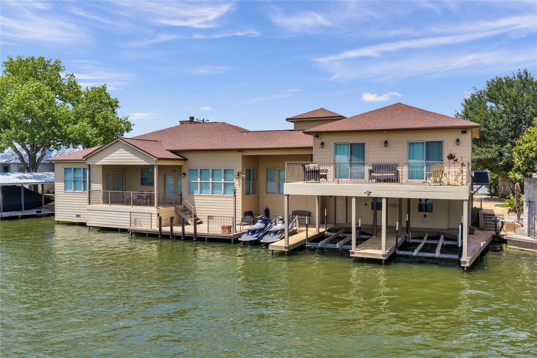 House in Llano, Texas, United States 5 - 18422237