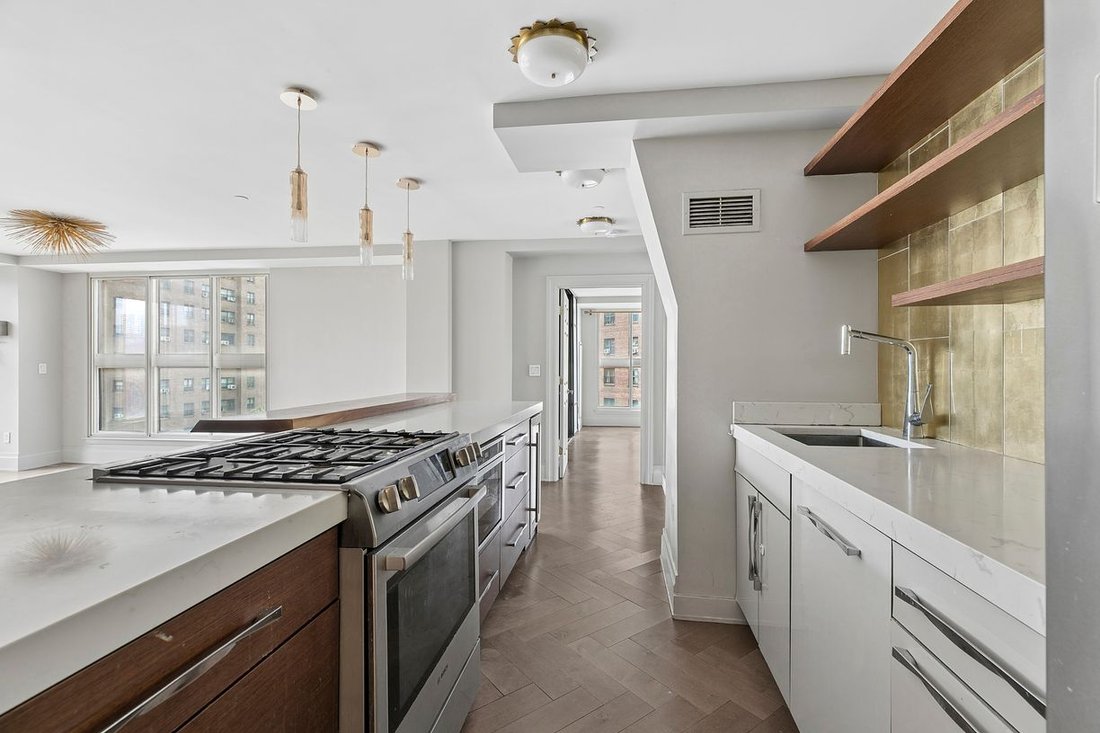 Condo in New York, New York, United States 1 - 18004396