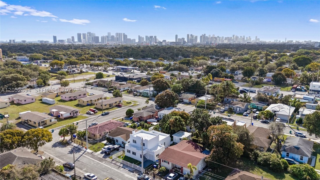 House in Miami, Florida, United States 2 - 18423089