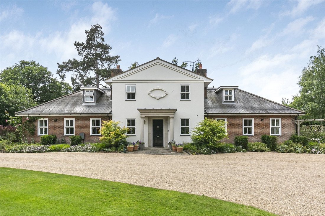 House in Hatfield, England 1 - 18421216