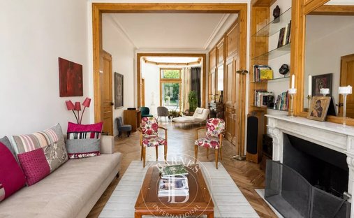House in Saint Maurice-Pellevoisin, Lille, France 1