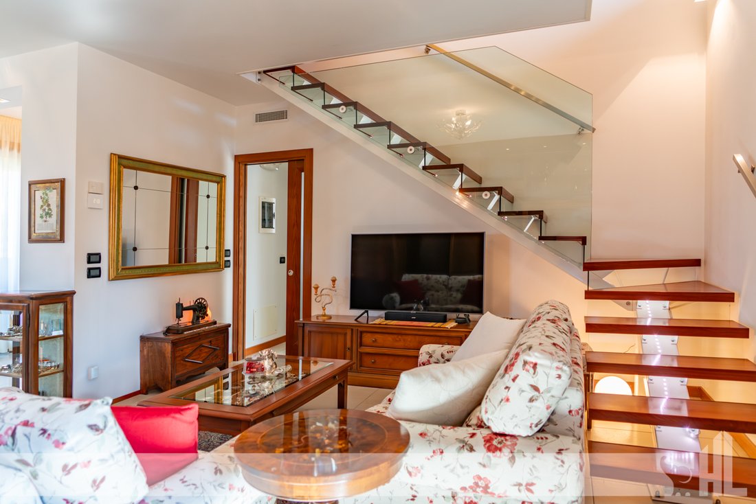 Apartment in Cathedral - Piazza dei Signori, Treviso, Italy 2 - 18420810