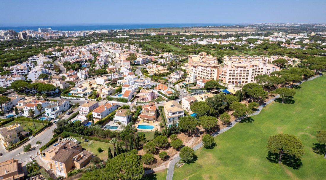 Villa in Vilamoura, Quarteira, Algarve 5 - 18421220