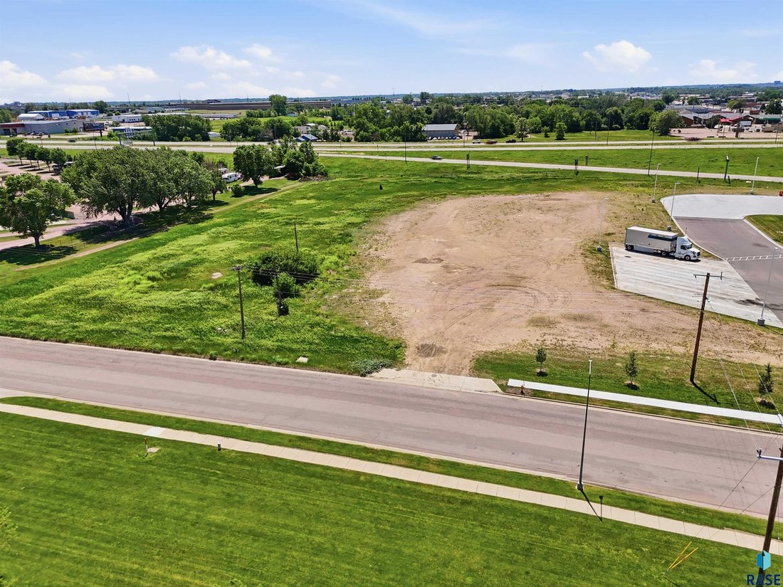 Terreno a Sioux Falls, Dakota del Sud, Stati Uniti 2 - 18420677