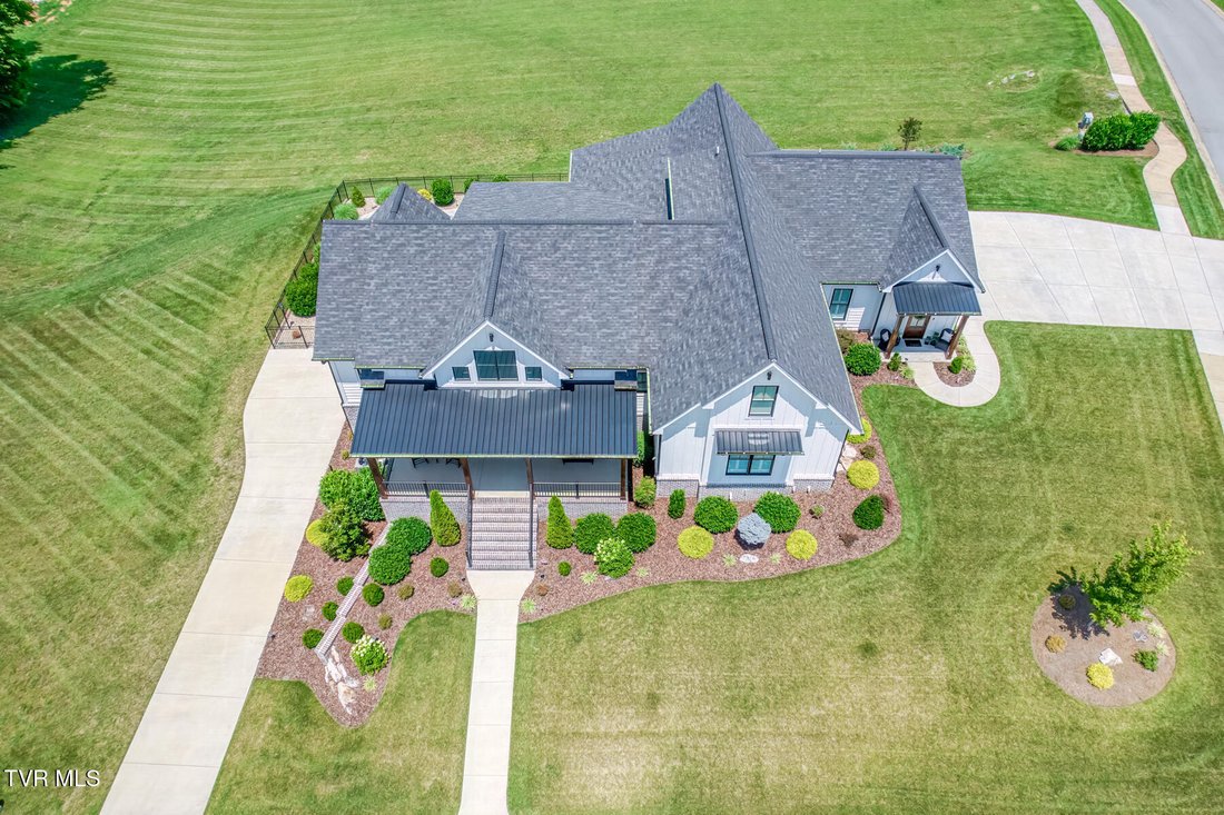 House in Elizabethton, Tennessee, United States 5 - 18422738
