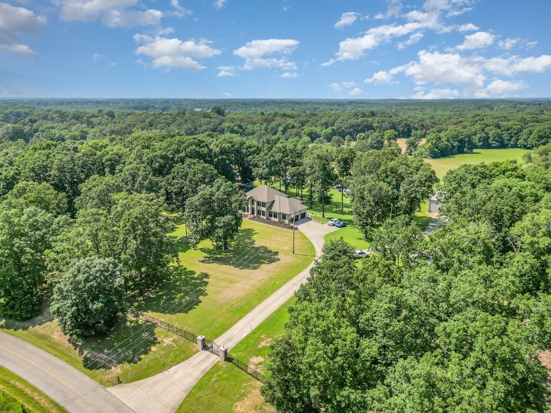 House in Dickson, Tennessee, United States 3 - 18422486