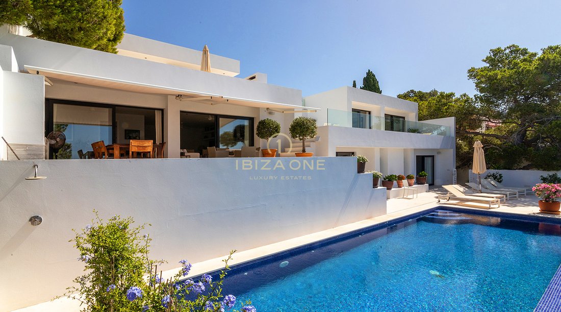 Villa in Roca Llisa, Santa Eularia des Riu, Balearic Islands 2 - 18422362