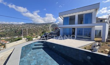 Villa in Ponta do Sol, Autonome Region Madeira, Portugal 1