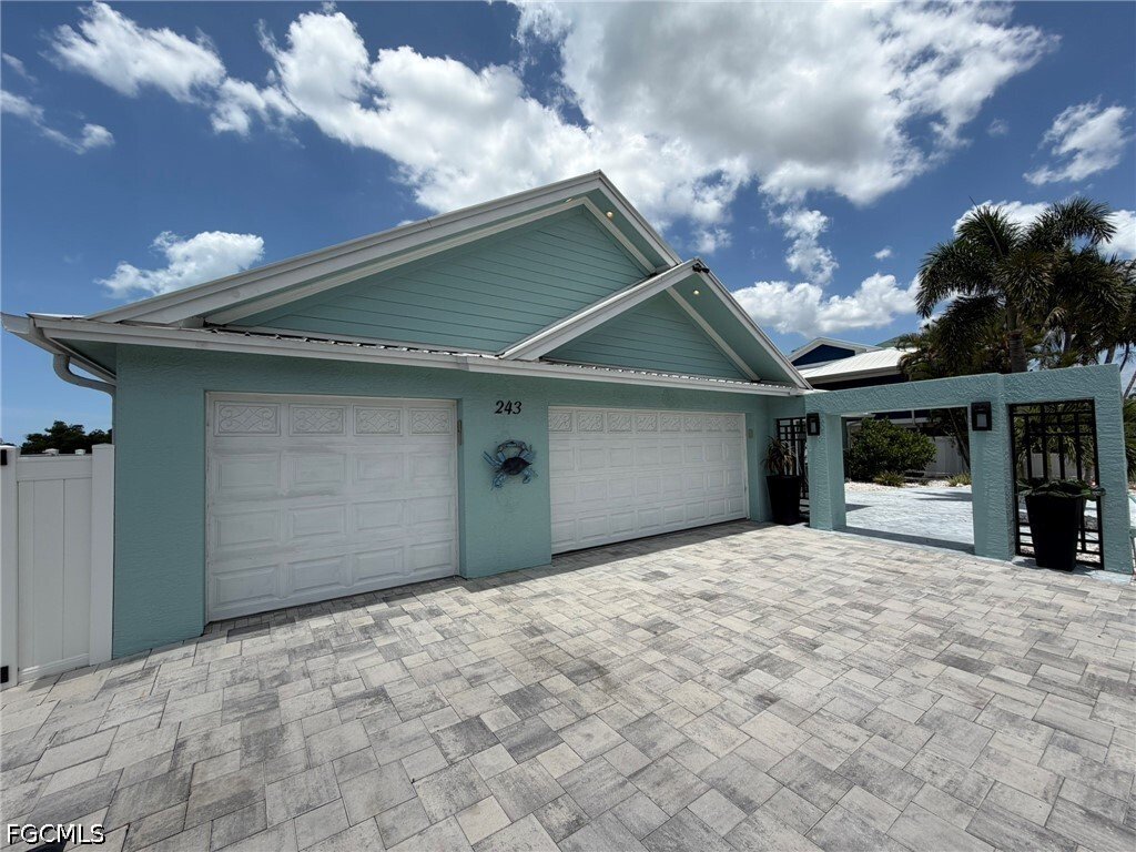 Maison à Fort Myers Beach, Floride, États-Unis 4 - 18422956
