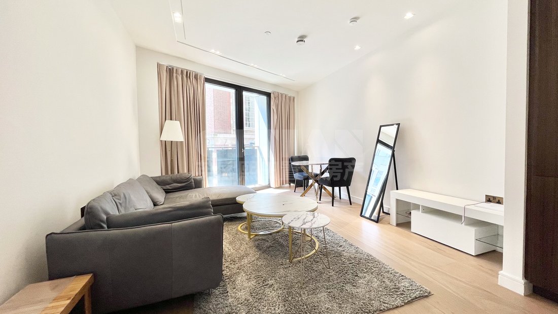 Apartment in WC2, Westminster, England 1 - 18420740