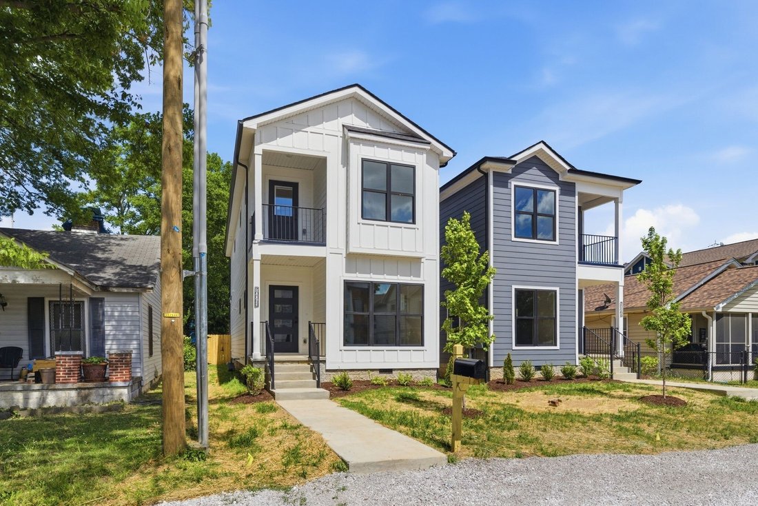 Co Op in Nashville, Tennessee, United States 1 - 18422533