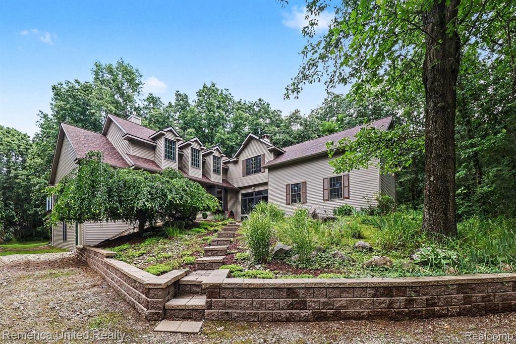 House in Gregory, Michigan, United States 2 - 18423558